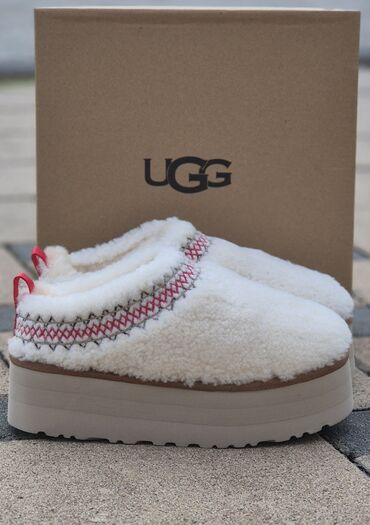 mona obuca vranje: Uggs