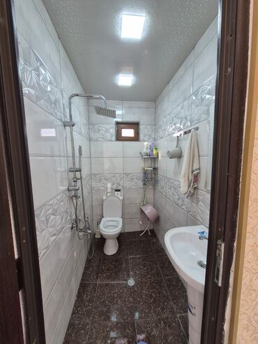 Uzunmüddətli kirayə mənzillər: Ev 64 kv. Xirdalan 20 yanvar kucesi Mekteb baxca yaxinliginda Heyet -da lalafo.az — 8 Uzunmüddətli kirayə mənzillər: Ev 64 kv. Xirdalan 20 yanvar kucesi Mekteb baxca yaxinliginda Heyet — 8