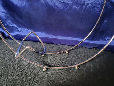 Ostalo posuđe: Drzac,vintaz, nov za flase od hroma. Visina. 26cm — 9