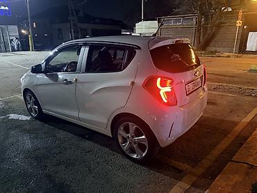 Chevrolet: Chevrolet Spark: 2016 г., 1 л, Автомат, Бензин, Хэтчбэк — 4