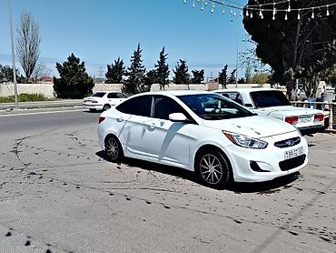 mersedes babin: Hyundai Accent: 1.6 l | 2015 il Sedan — 3
