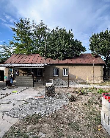 санузла: ✨ Продаётся дом в с. Сокулук ✨ 🏡 Характеристики: • Участок – 11,19 — 2