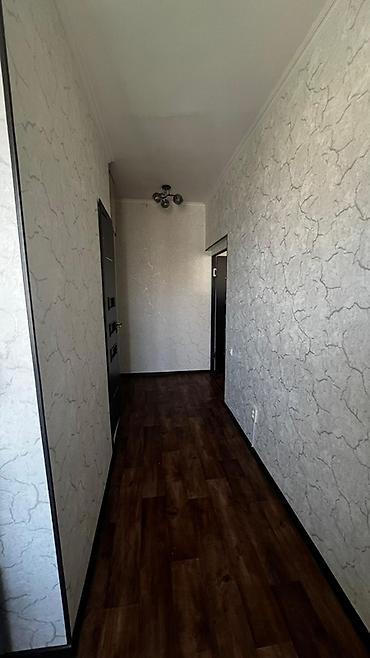 с подслением: 1 комната, 43 м², 105 серия, 9 этаж, Косметический ремонт — 1