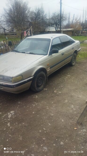 Mazda: Mazda 626: 1988 г., 2.2 л, Механика, Бензин, Хэтчбэк