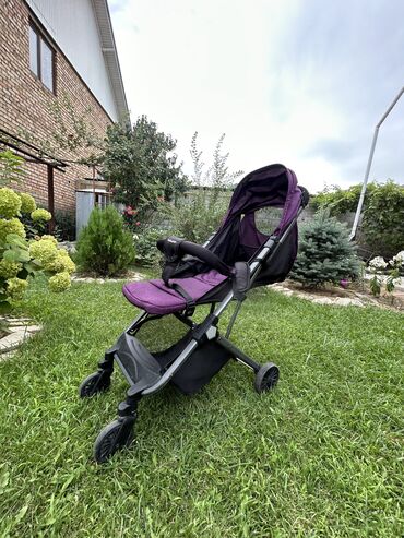 детская коляска mothercare: Коляска, цвет - Фиолетовый, Б/у
