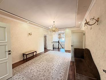 квартира на долгие срок: 500 м², 6 комнат и более, Семейным — 6