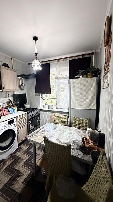 Квартиры: 3 комнаты, 58 м², 10 мкр 104 серия, 2 этаж, Косметический ремонт — 8