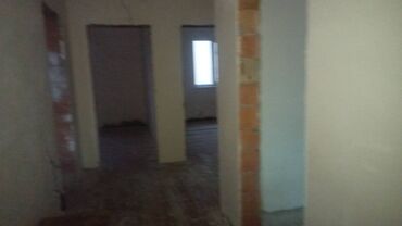 Həyət evləri və villaların satışı: Saray 3 otaqlı, 90 kv. m, Kredit yoxdur, Orta təmir — 10