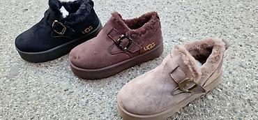 Ugg obuća: Ugg
36-41 
3799 din — 5