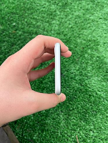 Apple iPhone: IPhone SE 2020, 64 GB, Ağ — 3