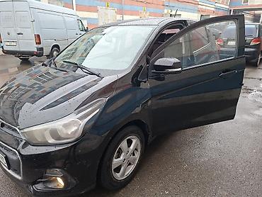 Chevrolet: Chevrolet Spark: 2017 г., 1 л, Автомат, Бензин, Хэтчбэк — 3