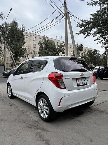 аренда авто спарк: Chevrolet Spark: 2019 г., 1 л, Автомат, Бензин, Хэтчбэк — 3