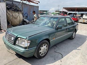 bud e9: Крыло Переднее левое Mercedes-Benz, 1994 г., Б/у, Оригинал — 4