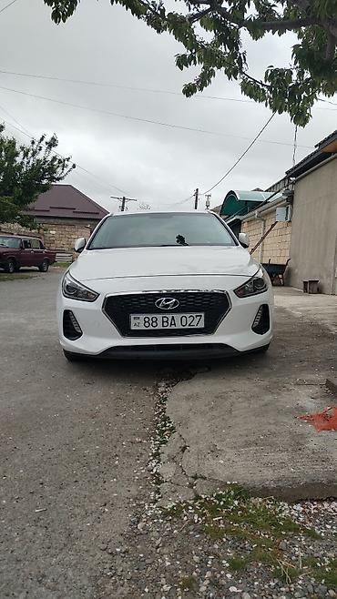 Hyundai: Hyundai i30 hatchback - Korpus: 5 qapılı, ağ rəng - Güclü ön — 6