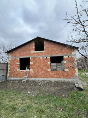 Həyət evləri və villaların satışı: 3 otaqlı, 80 kv. m, Kredit yoxdur, Təmirsiz — 2