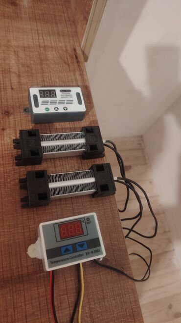 termostat inkubator: Inkubator avadanlığı Satılır razılaşma yolu ilə 220vlt termostat
