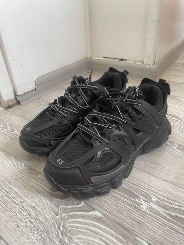 Кроссовки и спортивная обувь: Мужские кроссовки, 43, Balenciaga, Новый, цвет - Черный, Самовывоз, Платная доставка