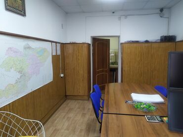 Офисы: Сдаю Офис, 18 м², В административном здании, 1 линия, С оборудованием