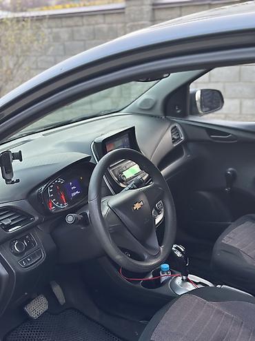Chevrolet: Chevrolet Spark: 2016 г., 1 л, Вариатор, Бензин, Хэтчбэк — 9