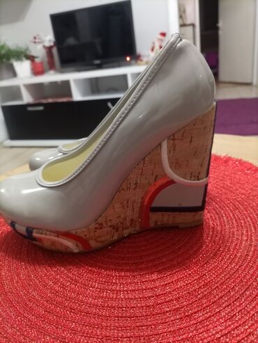 camper cipele: Pumps, 38