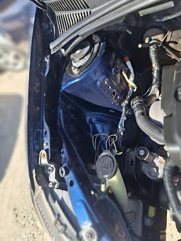 ош жапалак: Scion xA: 2005 г., 1.5 л, Автомат, Бензин, Хетчбек — 10