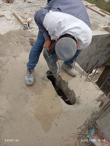 Beton işləri: #Betonkesme #betondeşmə Beton kubik kərpic - dən kəsim deşim — 30