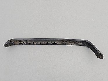 Другие детали кузова: W123. Задняя ЛЕВАЯ накладка / планка под фонарь Mercedes-Benz W123 — 4