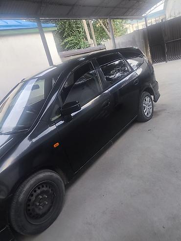 банан водный: Honda Stream: 2001 г., 2 л, Автомат, Бензин, Минивэн — 9