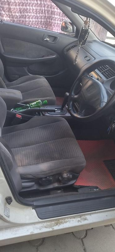 Транспорт: Honda Accord: 2002 г., 2 л, Автомат, Бензин, Седан — 8