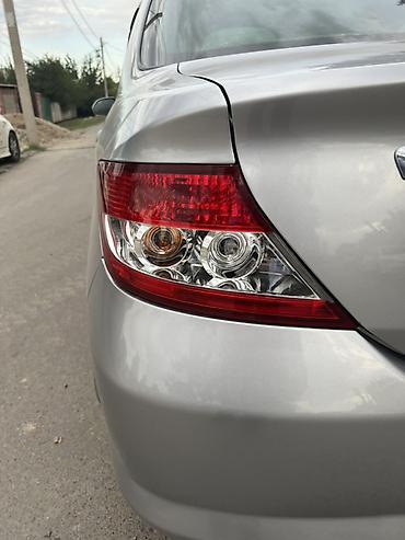айни 95: Honda Fit Aria: 2003 г., 1.5 л, Автомат, Бензин, Седан — 7