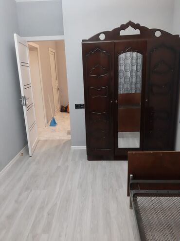 Uzunmüddətli kirayə mənzillər: 2 otaqlı Panarama Parkın Binasında mənzil kirayə verilir. 100 manat -da lalafo.az — 8 Uzunmüddətli kirayə mənzillər: 2 otaqlı Panarama Parkın Binasında mənzil kirayə verilir. 100 manat — 8