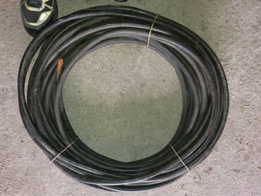 Электромонтажное оборудование: Сварочный кабель в резиновой изоляции, длина 33 м, диаметр сердечника