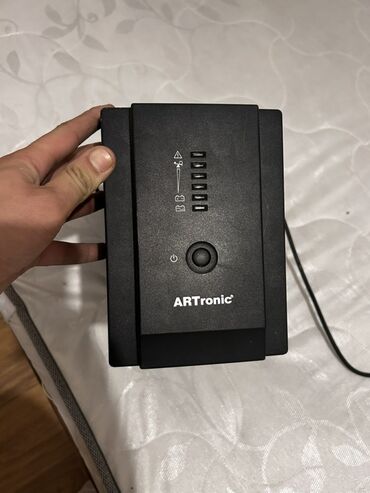 yağ cəkən aparat: ARTtronic UPS (fasiləsiz enerji təchizatı) cihazı və akkumulyator -
