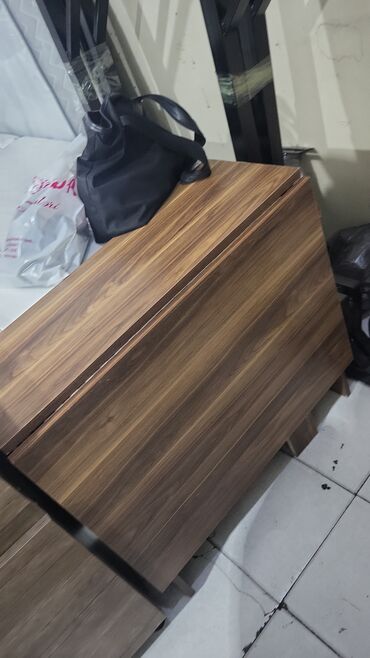 Uşaq masaları: Oğlan və qız üçün, Yeni, Siyirməsiz, Parta, Stulsuz — 21