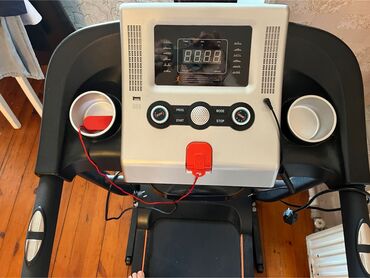 Qaçış trenajorları: Qaçış trenajoru – elektrikli Xüsusiyyətlər: - LED ekran: sürət