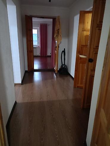 Продажа коттеджей и домов: Ж/м калыс ордо уй сатылат, 4 комнат, кухня, душевая, баардык шарттары — 13