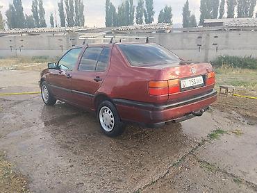 a8 d2: Volkswagen Vento: 1993 г., 1.8 л, Механика, Бензин, Седан — 1