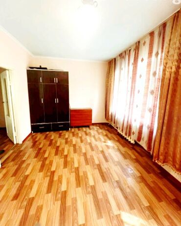 Продажа домов: 1 комната, 35 м², Индивидуалка, 1 этаж, Старый ремонт