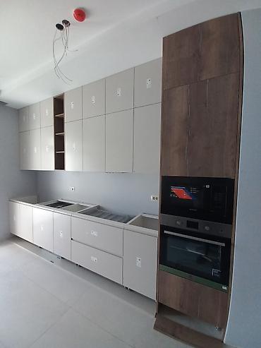 bar stoyka: Minimalist dizaynda mətbəx və qonaq otağı üçün mebel dəsti - — 3