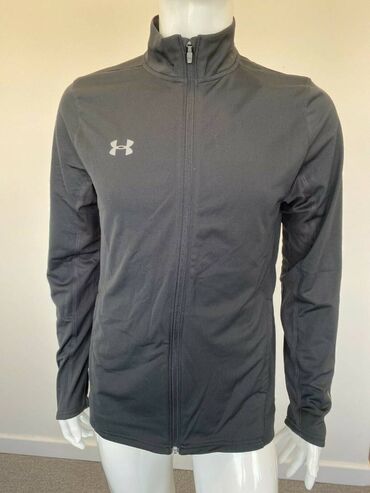 gödəkçə kişi üçün: Original UNDER ARMOUR razmer S . Cox nazikdir nezere alin . Ucuz