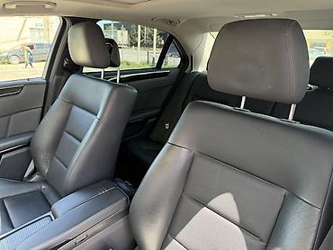 mercedes 220: Mercedes-Benz E 200: 1.8 l | 2009 il Sedan — 10