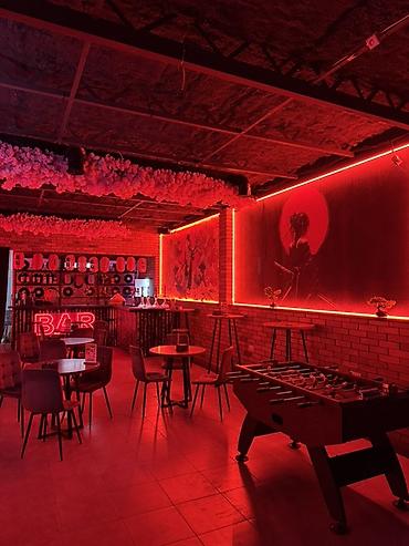 Другая сфера общепита: Продается бизнес, бар «Ronin» со вторым этажом, 2 этаж панорамный вид — 2