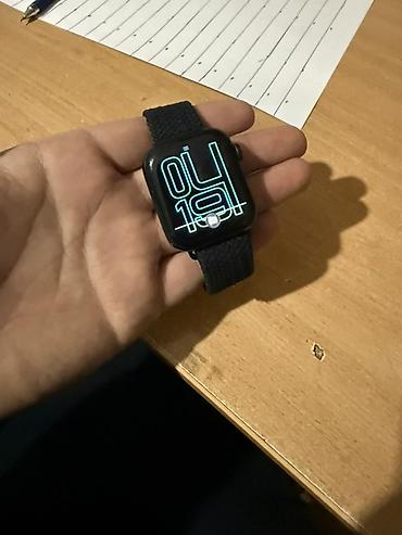 a 41: Apple Watch SE (1‑го поколения), 44 мм, алюминий, цвет корпуса — — 1