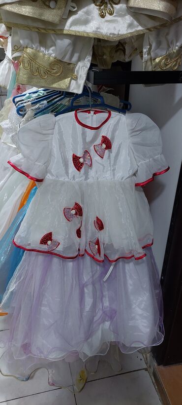 Donlar: Qiz uşagi ucun 30 eded geyimler 5 yaşdan 12 yaşa kimi .baxir — 14