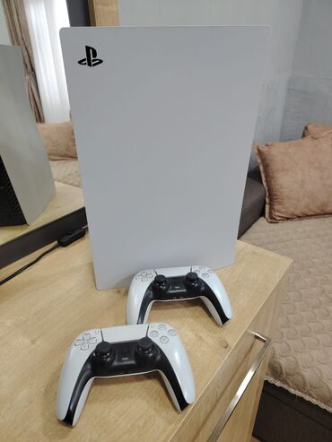 пс 5 цена в баку: PlayStation 5 (PS5) – Digital versiya konsolu - Rəng: ağ/qaramıtır lalafo.az -da пс 5 цена в баку: PlayStation 5 (PS5) – Digital versiya konsolu - Rəng: ağ/qaramıtır