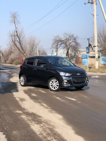 Chevrolet: Chevrolet Spark: 2016 г., 1 л, Вариатор, Бензин, Седан