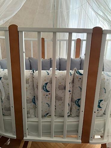 Beşiklər: Oğlan və qız üçün, Yeni, Yumru, Beşik, Dəst ilə, Matras ilə, Yellənmə mexanizmsiz — 5