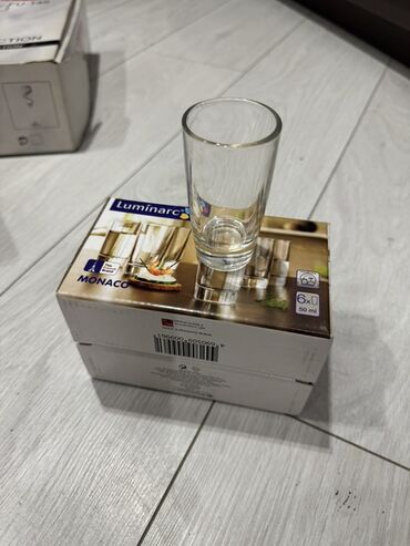 кухонные буфет бу: Набор стопок. Не пользовались, новые. Лежали в серванте. (Самовывоз