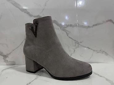 Gležnjače: Ženske zimske čizme – više modela - Topla crna čizma od brušene kože — 26