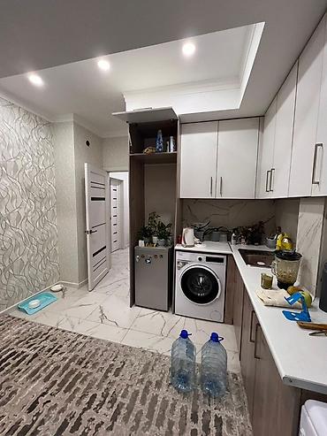 Долгосрочная аренда комнат: Сдается элитная квартира - студия. Этаж 1/10 Описание: - Просторная — 8